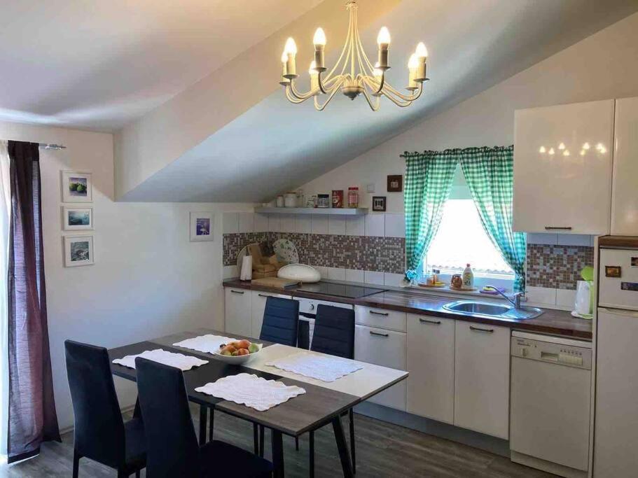 Apartment Near The Beach 스플리트 외부 사진